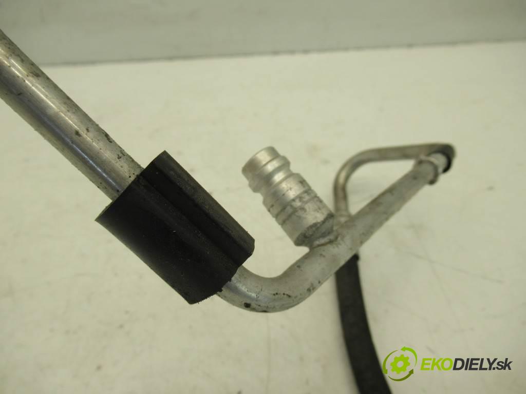 Skoda Fabia II    KOMBI 5D 1.2TSI 86KM 10-14  rúrka klimatizácie 6R1820741G (Rúrky klimatizácie)