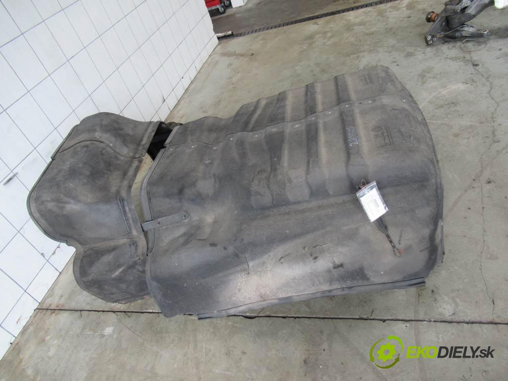 DAF XF 106    EURO6 SPACECAB MX11 440KM 13-  odhlučnění clona motora 1930362