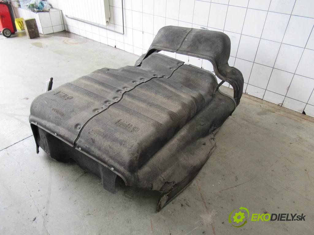 DAF XF 106    EURO6 SPACECAB MX11 440KM 13-  odhlučnění clona motora 1930362