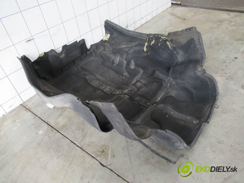 DAF XF 106    EURO6 SPACECAB MX11 440KM 13-  odhlučnění clona motora 1930362