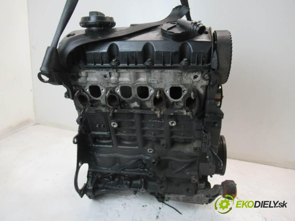 Audi A4 B6  2003 96 kW SEDAN 4D 1.9TDI 130KM 00-04 1900 motor AVF (Motory (kompletní))