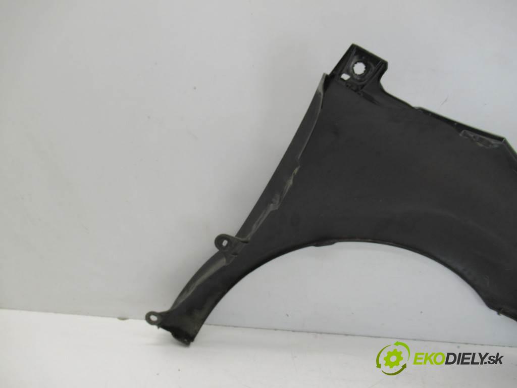Citroen C4  2006 80 kW HATCHBACK 3D 1.6HDI 109KM 06-13 1600 blatník přední část levý