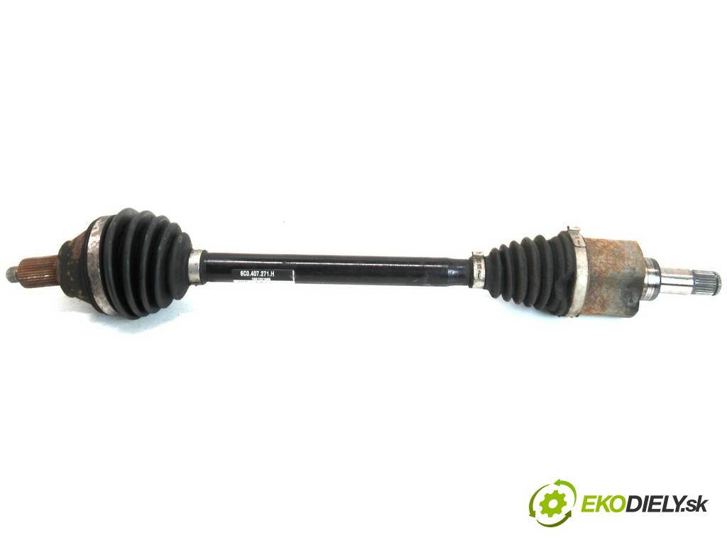 Skoda Fabia III  2018 55 kW LIFT KOMBI 5D 1.0B 60KM 14- 1000 Poloos ľavá strana 6C0407271H (Poloosy)