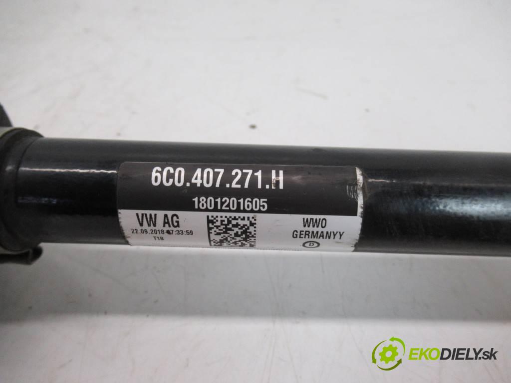 Skoda Fabia III  2018 55 kW LIFT KOMBI 5D 1.0B 60KM 14- 1000 Poloos ľavá strana 6C0407271H (Poloosy)