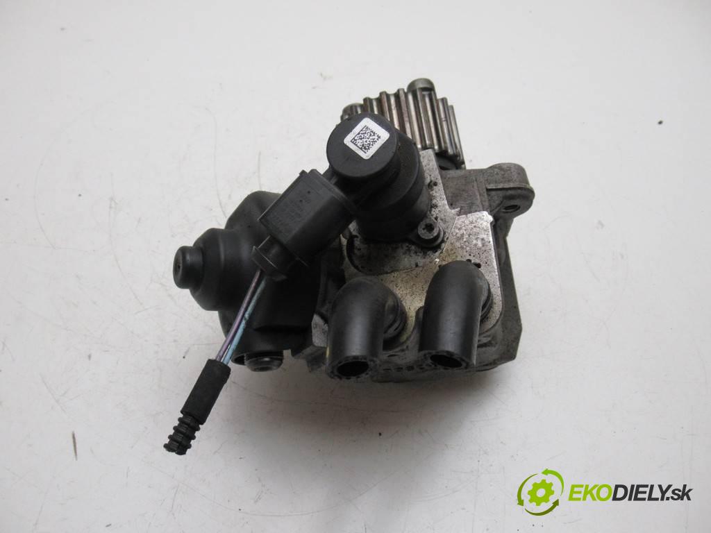 Audi A4 B8  2010  KOMBI 5D 2.0TDI 143KM 08-15 2000 pumpa vstřikovací 0445010507 03L130755 (Vstřikovací čerpadla)