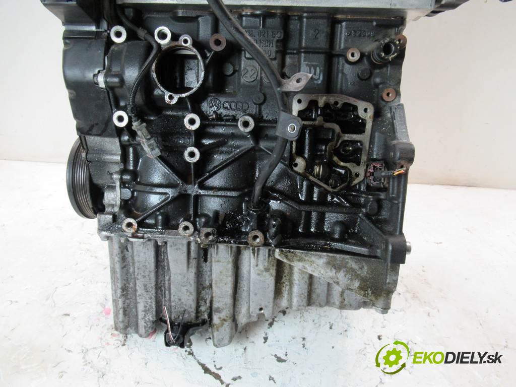 Audi A4 B8  2010  KOMBI 5D 2.0TDI 143KM 08-15 2000 Motor CAGA (Motory (kompletné))