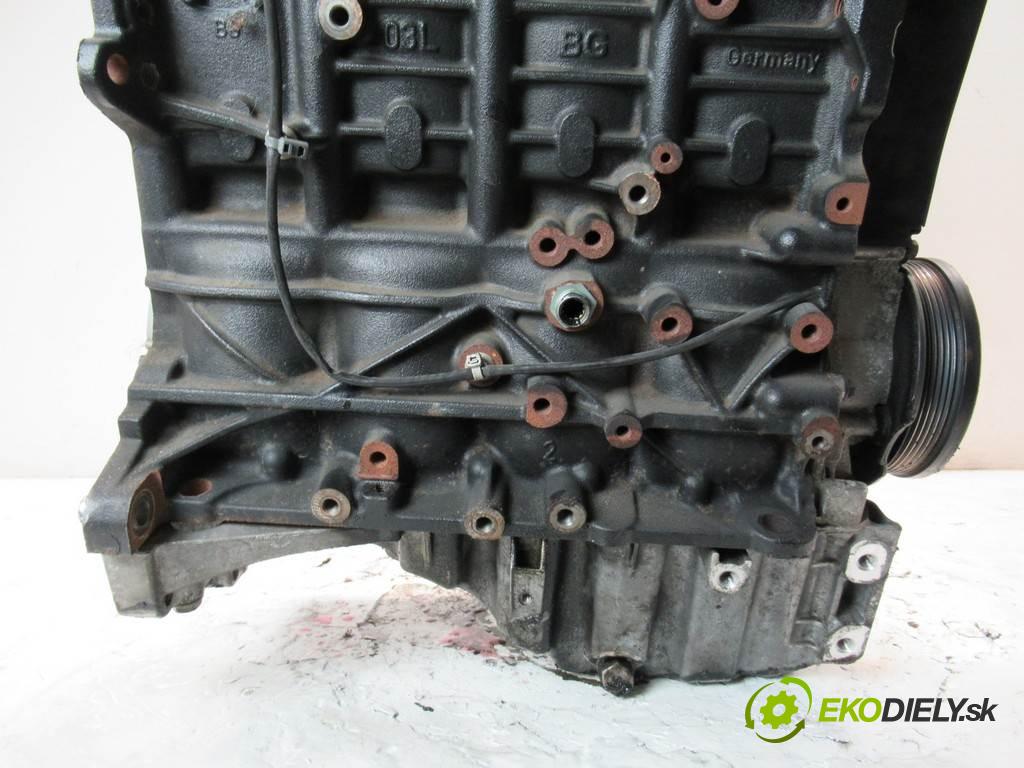 Audi A4 B8  2010  KOMBI 5D 2.0TDI 143KM 08-15 2000 Motor CAGA (Motory (kompletné))