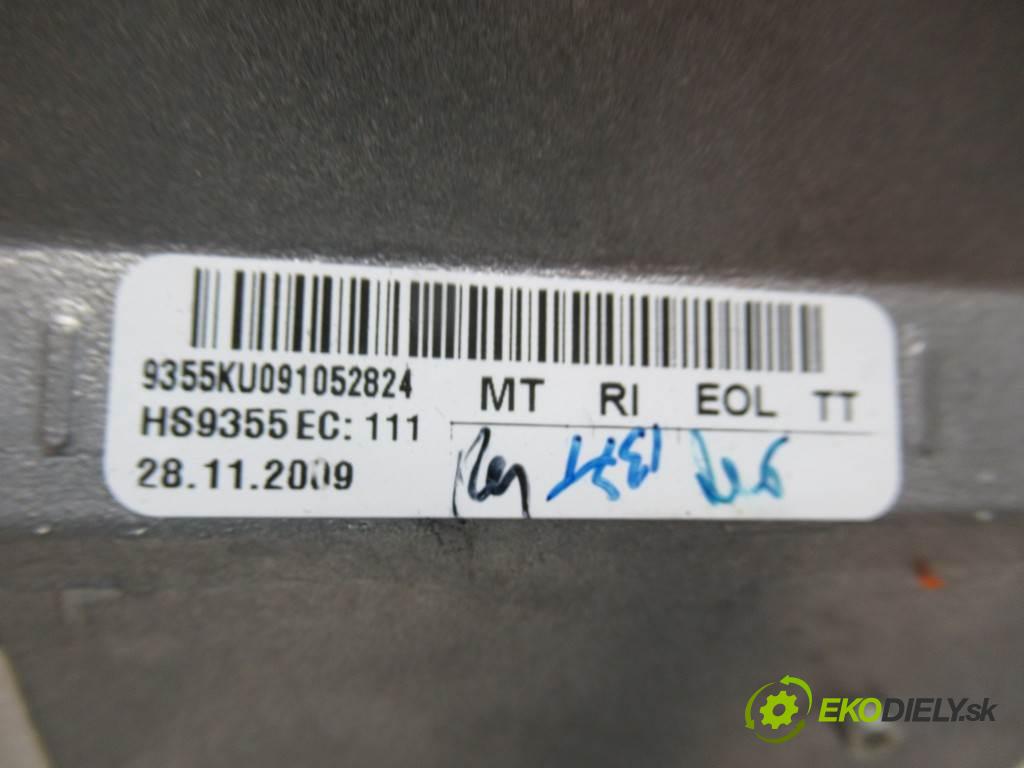 Audi A4 B8  2010  KOMBI 5D 2.0TDI 143KM 08-15 2000 Dislpej 4L0919604 (Prístrojové dosky, displeje)