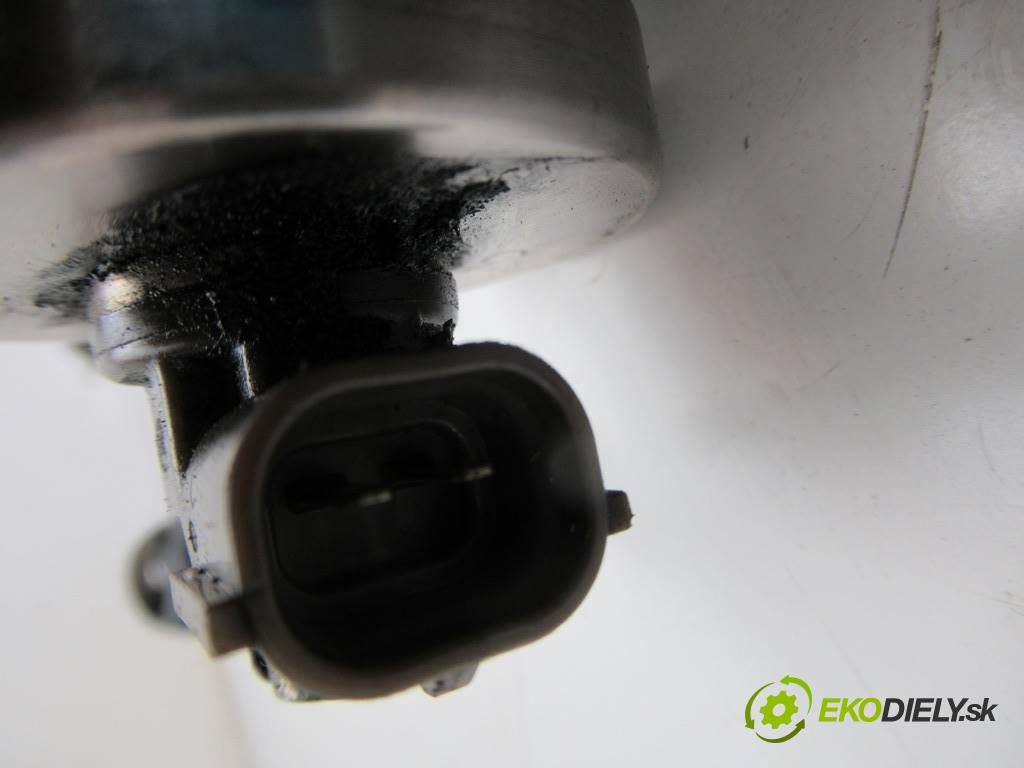 Mazda 6  2004 100 kW KOMBI 5D 2.0D 136KM 02-07 2000 Vstrekovacie ventily 13H50A (Vstrekovacie ventily)