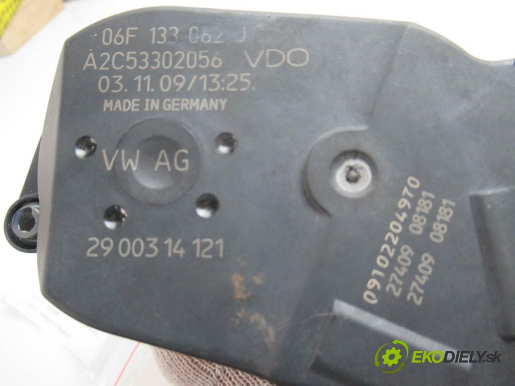 Audi A4 B8  2009 155KW QUATTRO KOMBI 5D 2.0TFSI 211KM 08-15 2000 Škrtiaca klapka 06F133062J (Škrtiace klapky)