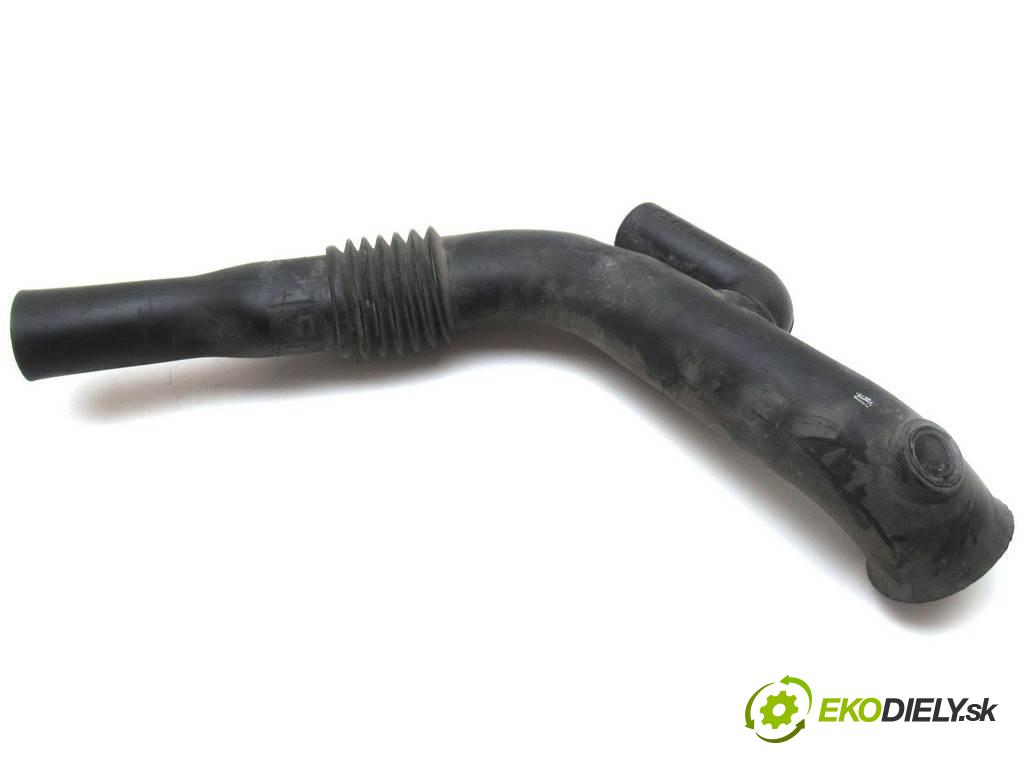 Fiat Fiorino III  2017  LIFT 1.4B 78KM 16- 1400 Rúra hadice trubka vzduchu 51774995 (Hadice chlazení vzduchu)