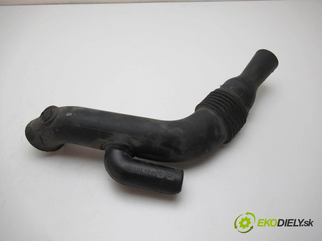 Fiat Fiorino III  2017  LIFT 1.4B 78KM 16- 1400 Rúra hadice trubka vzduchu 51774995 (Hadice chlazení vzduchu)