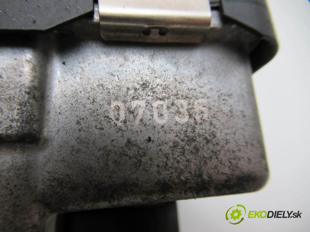 BMW 1 E87    HATCHBACK 5D 2.0D 163KM 04-11  nastavovač turba 6NW008412 (Ostatní)