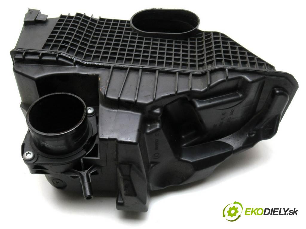 Dacia Sandero II  2017 66KW LIFT 0.9 TCE 76KM 16- 900 obal filtra vzduchu 165001258R (Kryty filtrů)