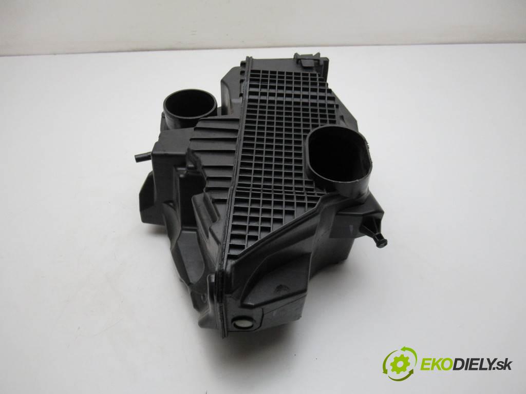 Dacia Sandero II  2017 66KW LIFT 0.9 TCE 76KM 16- 900 obal filtra vzduchu 165001258R (Kryty filtrů)