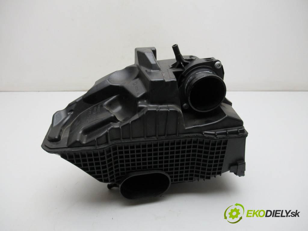Dacia Sandero II  2017 66KW LIFT 0.9 TCE 76KM 16- 900 obal filtra vzduchu 165001258R (Kryty filtrů)