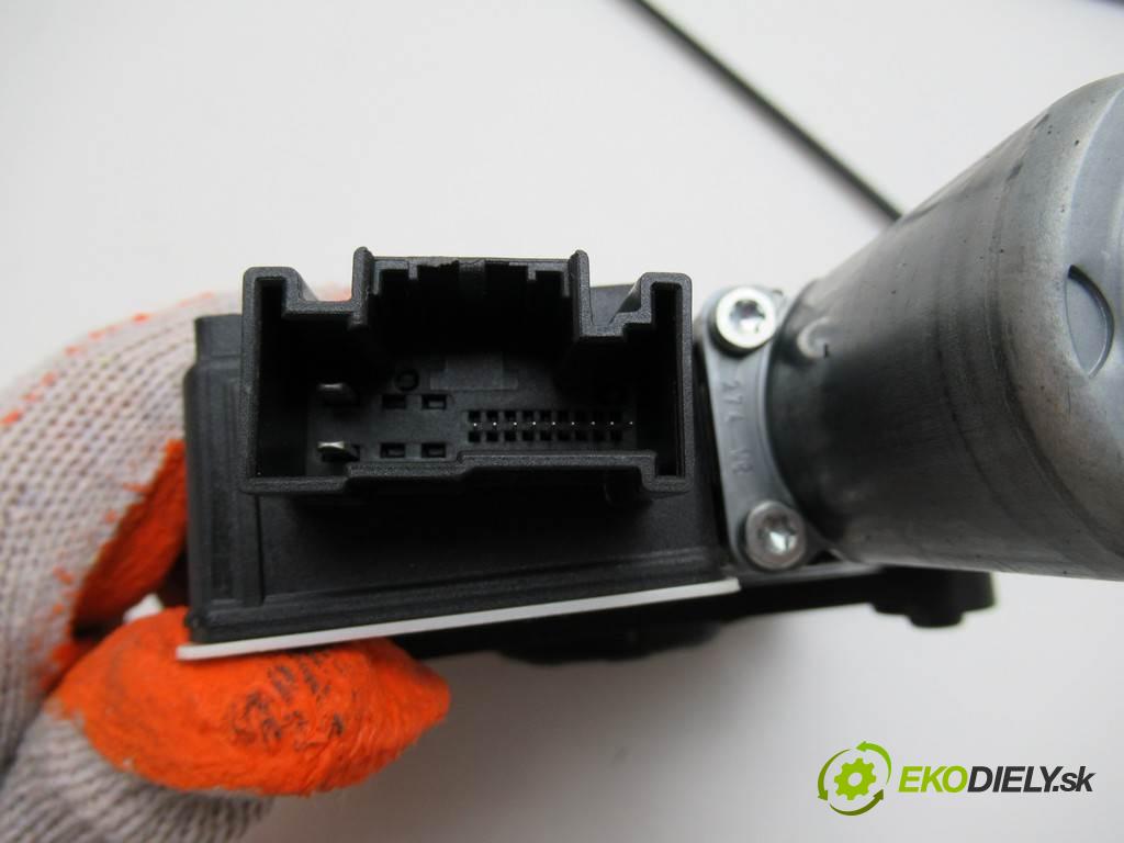 Skoda Fabia III  2018 55 kW LIFT KOMBI 5D 1.0MPI 75KM 18- 1000 mechanismus okna přední část levý 2Q2959881C