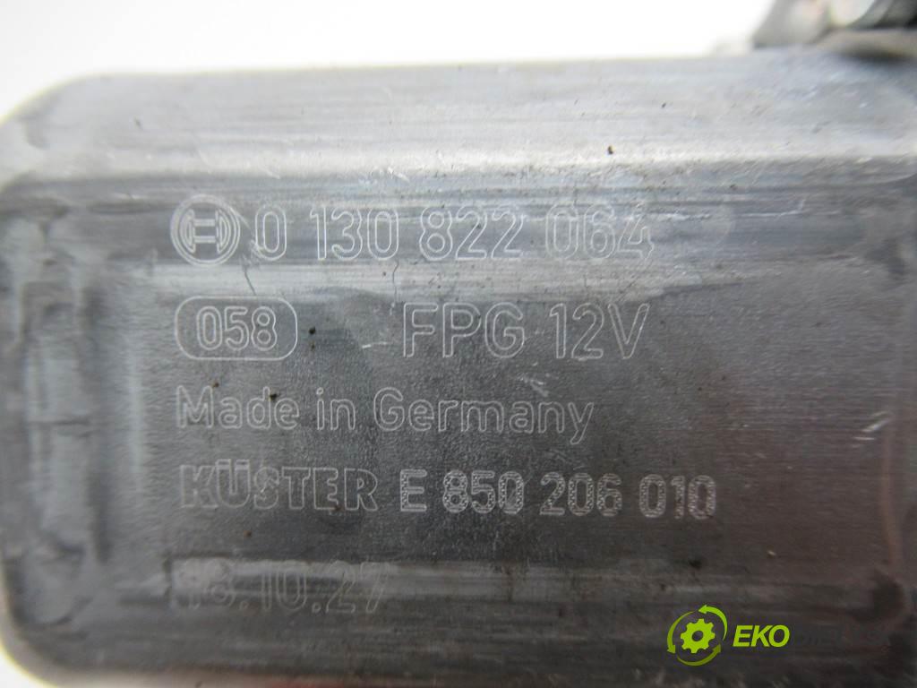 Skoda Fabia III  2018 55 kW LIFT KOMBI 5D 1.0MPI 75KM 18- 1000 mechanismus okna přední část levý 2Q2959881C