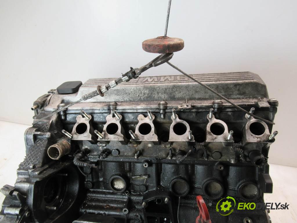 BMW 5 E39  1995 105KW SEDAN 2.5TDS 143KM 96-04 2498 Motor M51D25 (Motory (kompletné))