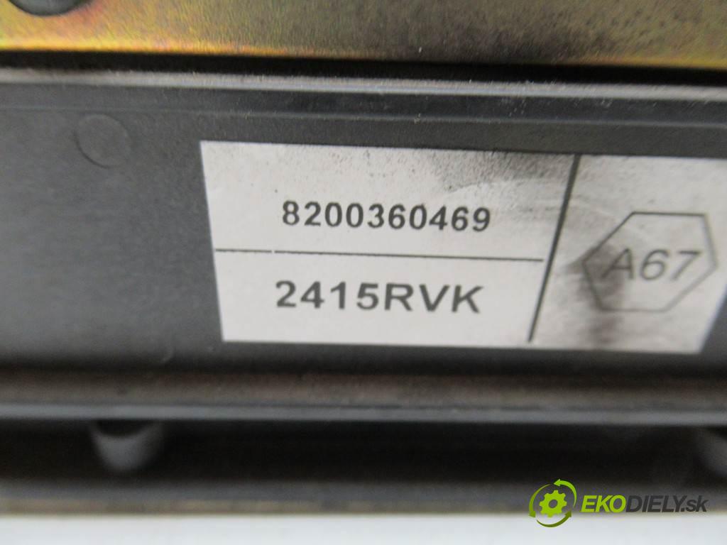 Renault Master II    A  Tachograf 8200360469