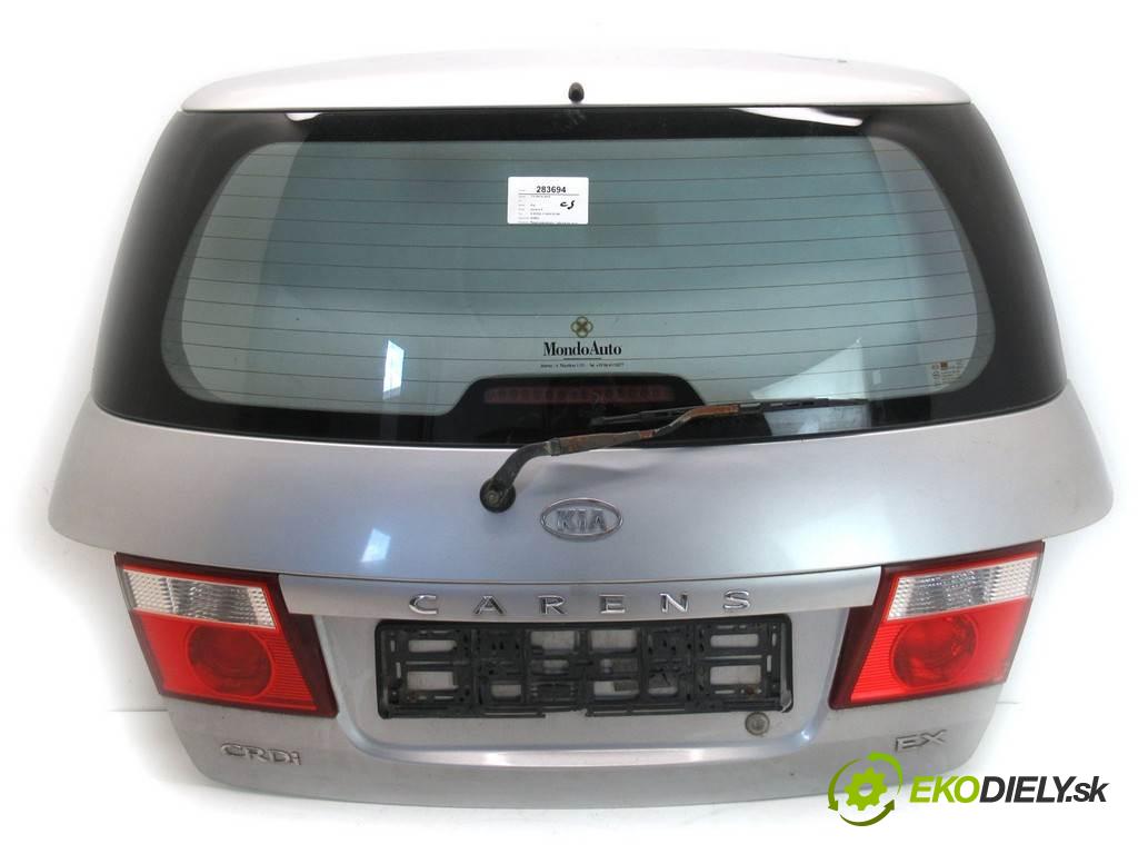 Kia Carens II  2005 82,5 2.0CRDI 113KM 02-06 2000 zadní část kapota  (Zadní kapoty)