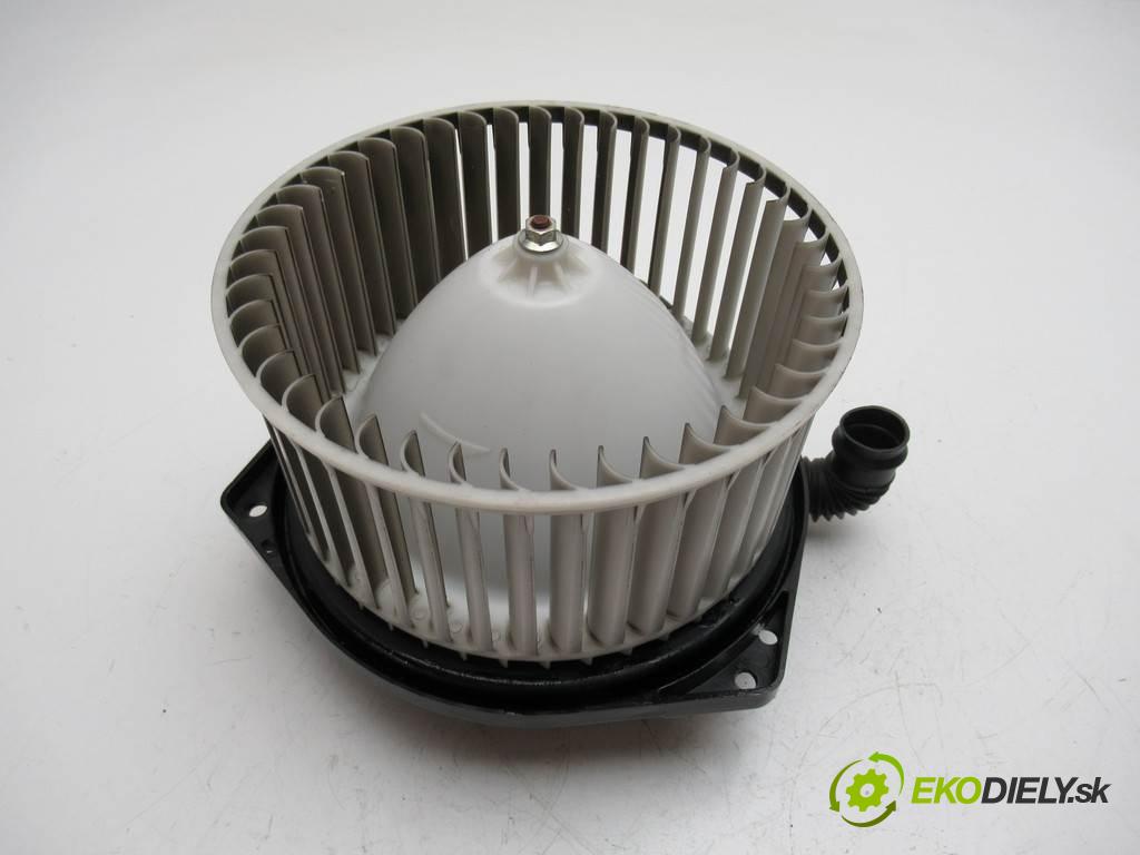 Honda FR-V  2004 110 kW FRV 2.0B 150KM 05-09 2000 Ventilátor ventilátor kúrenia  (Ventilátory kúrenia)