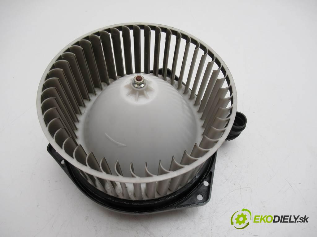 Honda FR-V  2004 110 kW FRV 2.0B 150KM 05-09 2000 Ventilátor ventilátor kúrenia  (Ventilátory kúrenia)