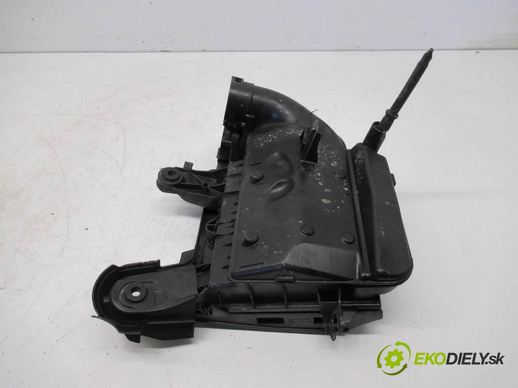 Citroen DS3  2011 68KW 1.6HDI 92KM 10-16 1560 obal filtra vzduchu 9673061080 (Kryty filtrů)