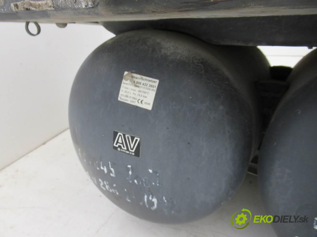 Mercedes-Benz Actros A motor  VIN: WDB9340121L229223 MP3  2007-2011  barva