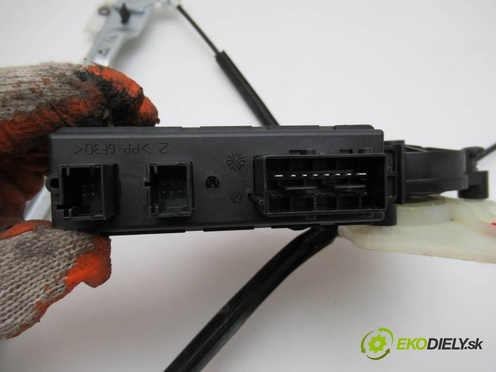 Citroen C4 Picasso  2011 82 kW 1.6HDI 112KM 06-13 1600 mechanismus okna přední část levý 9674032580