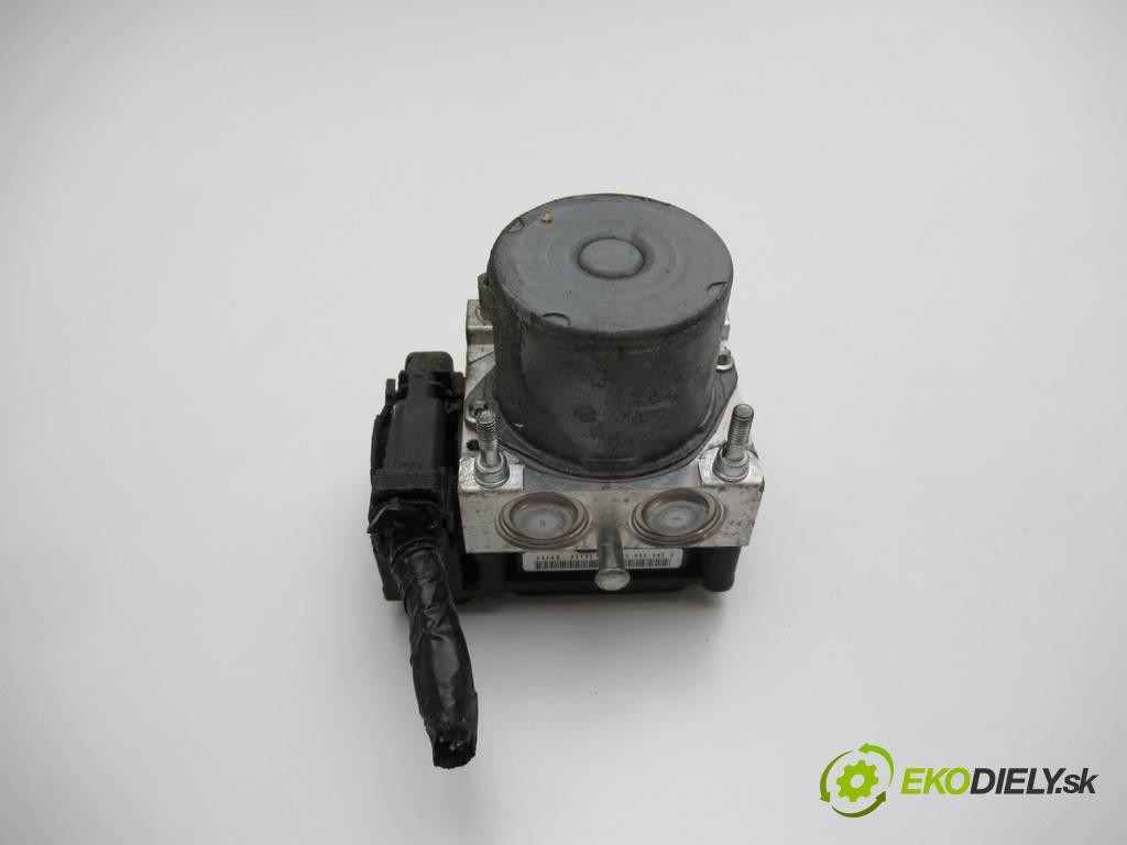 Subaru Impreza II LIFT  2007 77 kW KOMBI 5D 1.5B 105KM 00-07 1500 Pumpa ABS 0265800506 0265231698 (Pumpy ABS)
