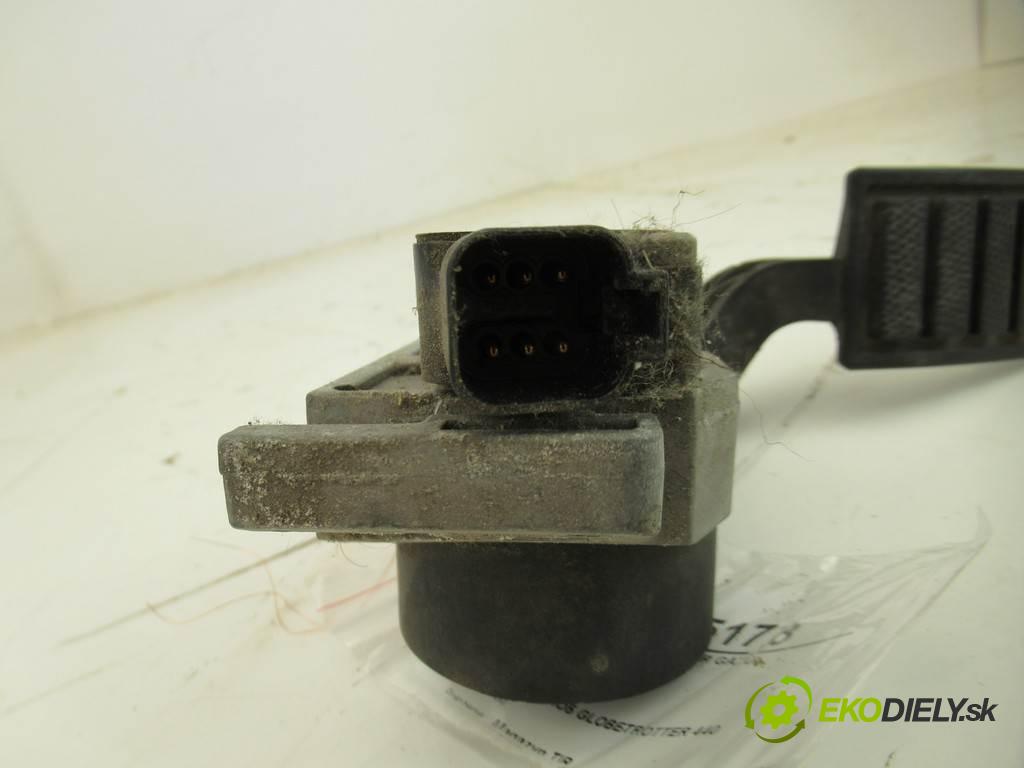 Volvo FH    EURO5 GLOBETROTTER 440   Potenciometer plynového pedálu 21116877 (Pedále)