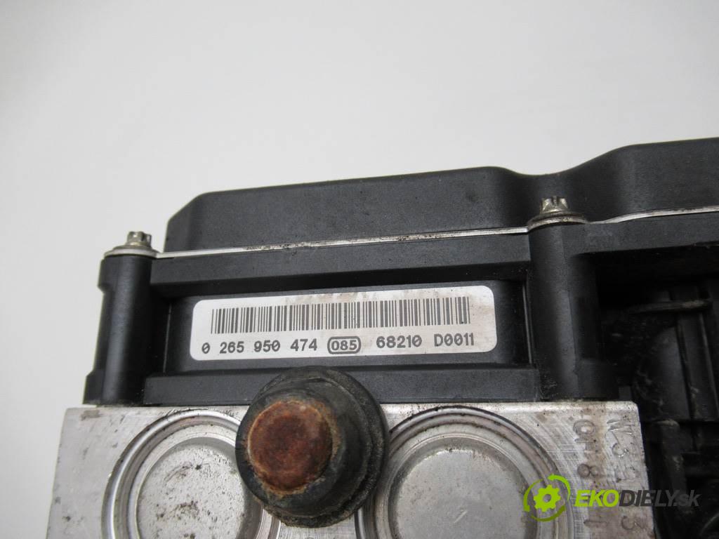 Audi A4 B7  2006 103 kW KOMBI 5D 2.0TDI 140KM 04-08 2000 Pumpa ABS 8E0614517AK 8E0910517D (Pumpy ABS)