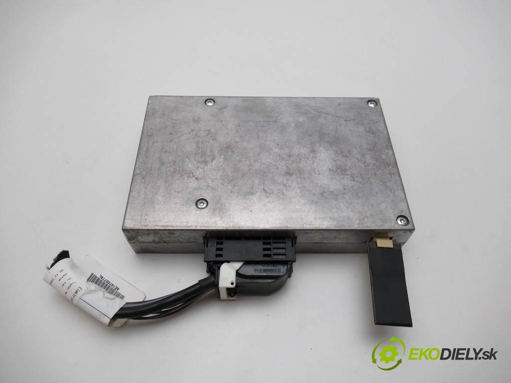 Audi A4 B7    KOMBI 5D 2.0TDI 140KM 04-08  Modul BLUETOOTH 8P0862335M (Ostatné)