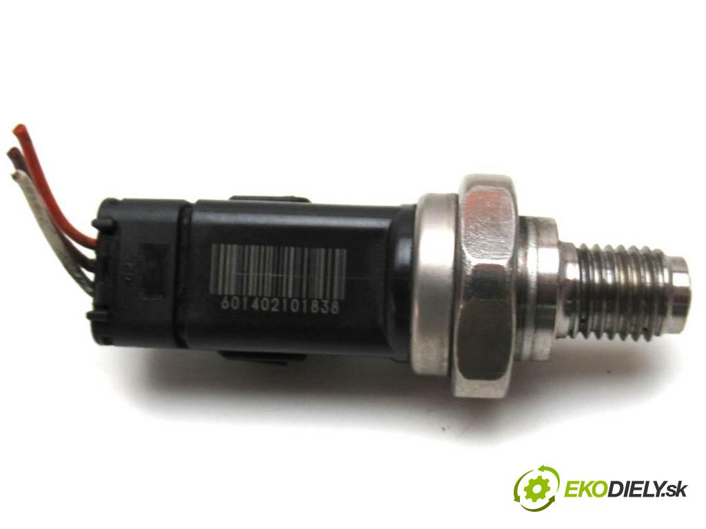 Датчик давления топлива дастер 1,5 оригинал артикул. Сценик 2 датчик давления топлива. 5. Датчик давления топлива дастер. Датчик давления топлива дастер 1.