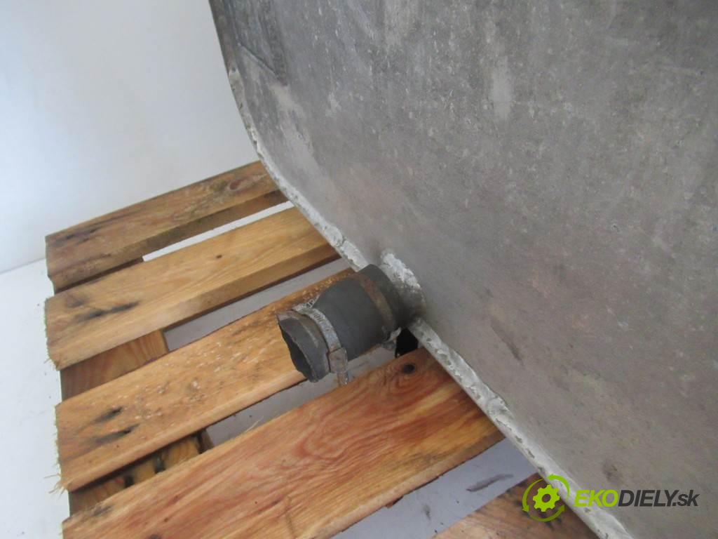 Autosan A1112T    9  Nádržka paliva