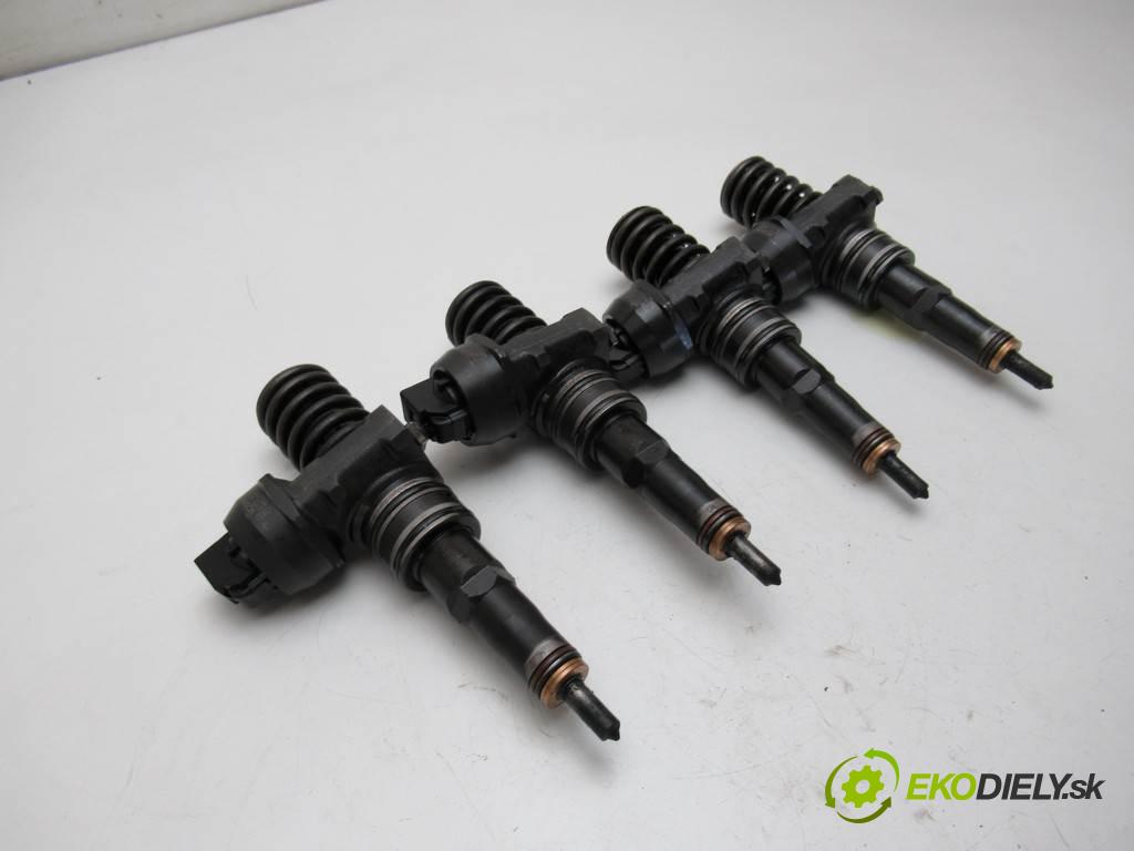 SEAT ALHAMBRA I Nadwozie pełne/minivan 2003 96 kW 1.9 TDI 1896 vstrekovače 0414720216 (Vstrekovač paliva)