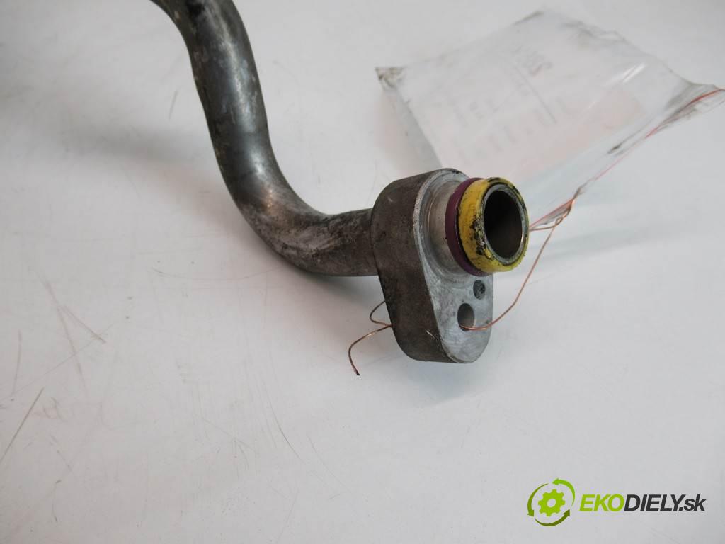 Audi A4 B7    KOMBI 5D 2.0TDI 140KM 04-08  rúrka klimatizácie 8E1260712AC (Rúrky klimatizácie)