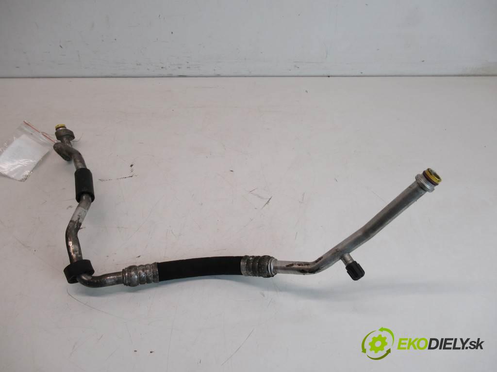 Audi A4 B7    KOMBI 5D 2.0TDI 140KM 04-08  rúrka klimatizácie 8E1260712AC (Rúrky klimatizácie)