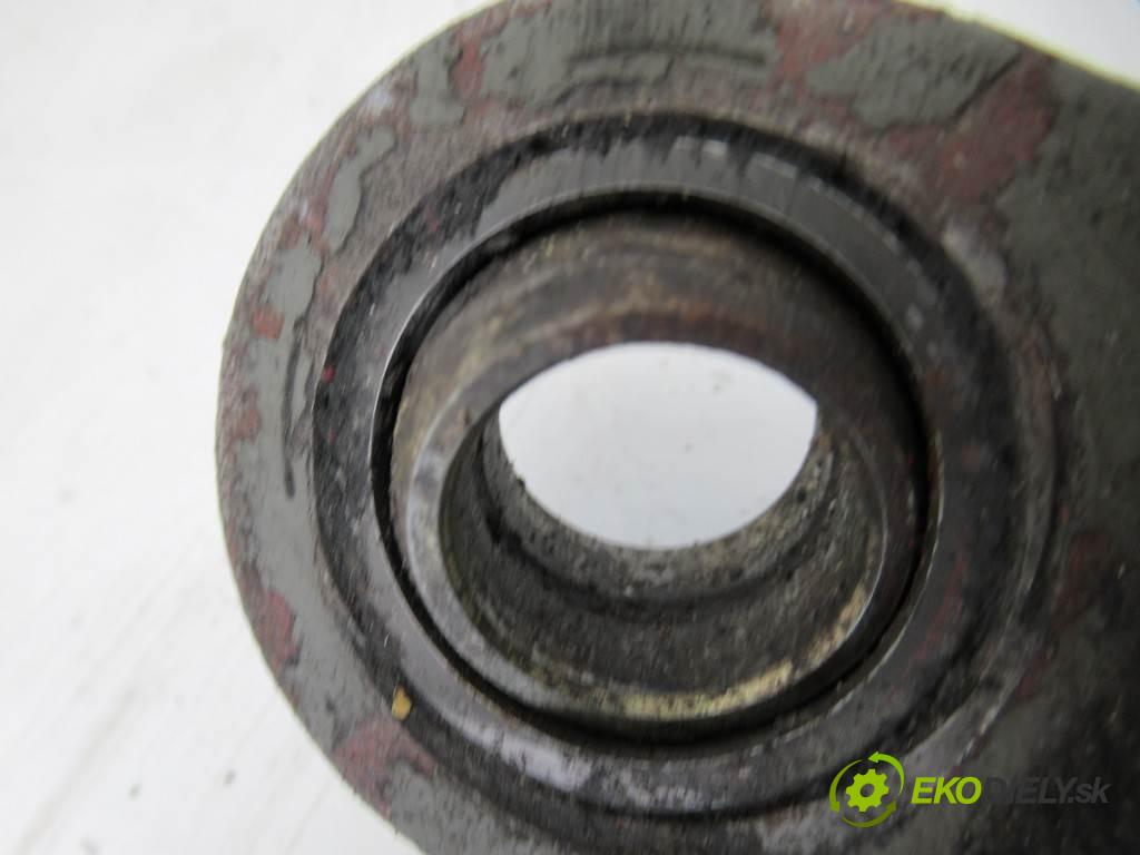 . .    21  teleskop hydraulický