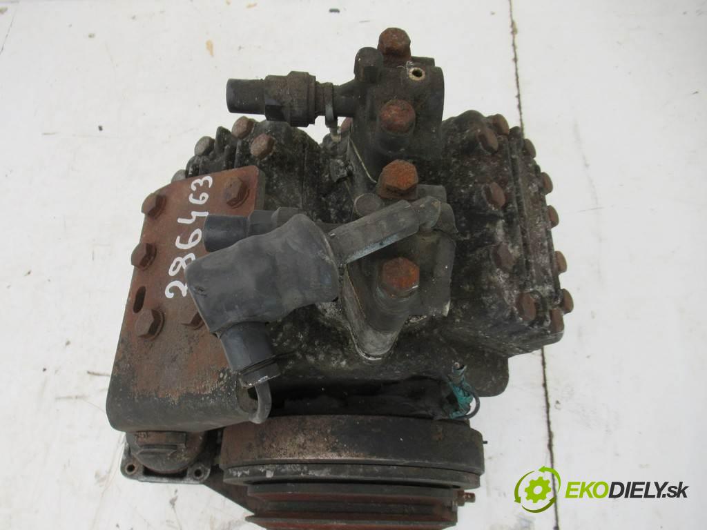 BOCK .    .  kompresor klimatizace FKX40/470 (Kompresory)