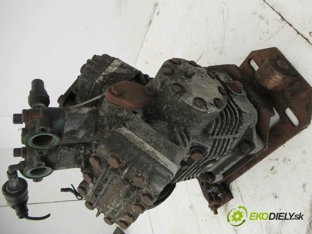 BOCK .    .  kompresor klimatizace FKX40/470 (Kompresory)