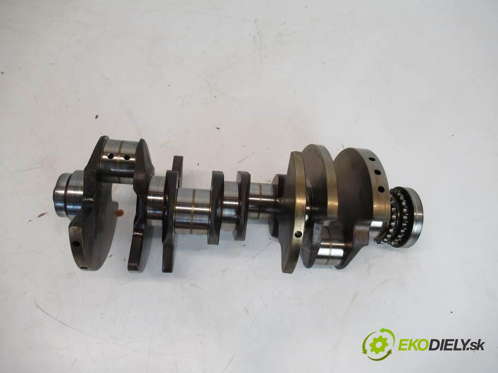 Audi A6 C6    SEDAN QUATTRO 4.2 V8 335KM 04-08  Kardaň, hriadeľ BAT (Ostatné)