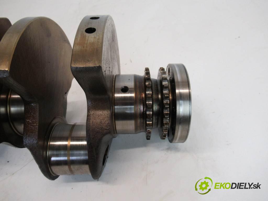 Audi A6 C6    SEDAN QUATTRO 4.2 V8 335KM 04-08  Kardaň, hriadeľ BAT (Ostatné)