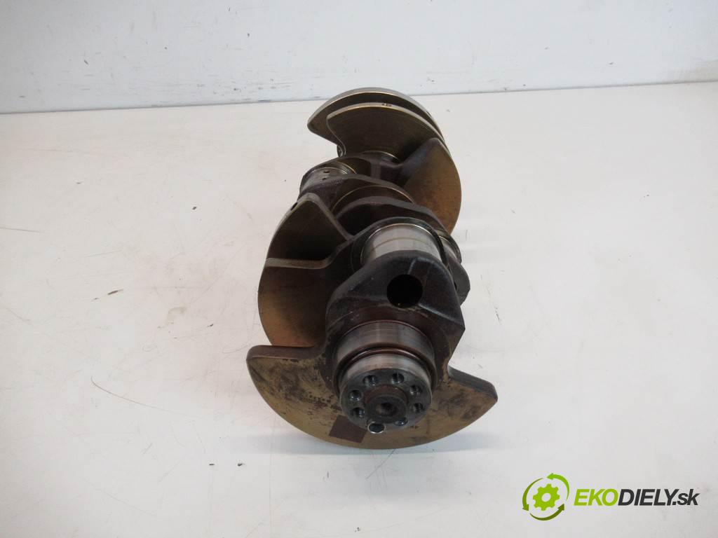 Audi A6 C6    SEDAN QUATTRO 4.2 V8 335KM 04-08  Kardaň, hriadeľ BAT (Ostatné)