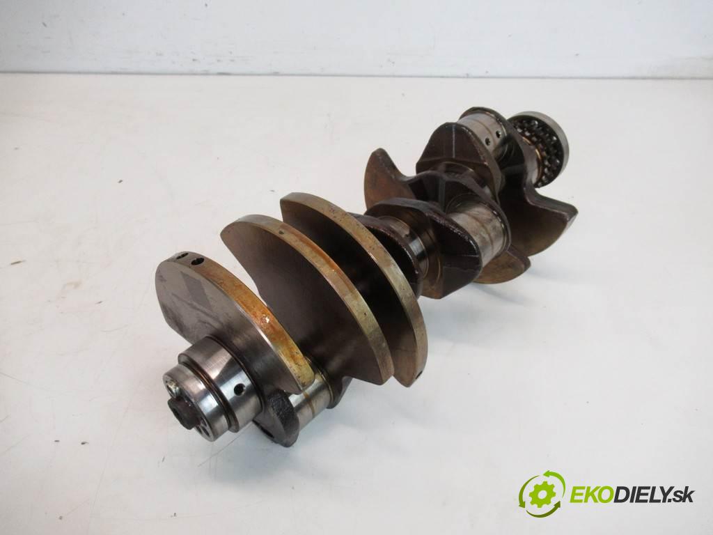 Audi A6 C6    SEDAN QUATTRO 4.2 V8 335KM 04-08  Kardaň, hriadeľ BAT (Ostatné)