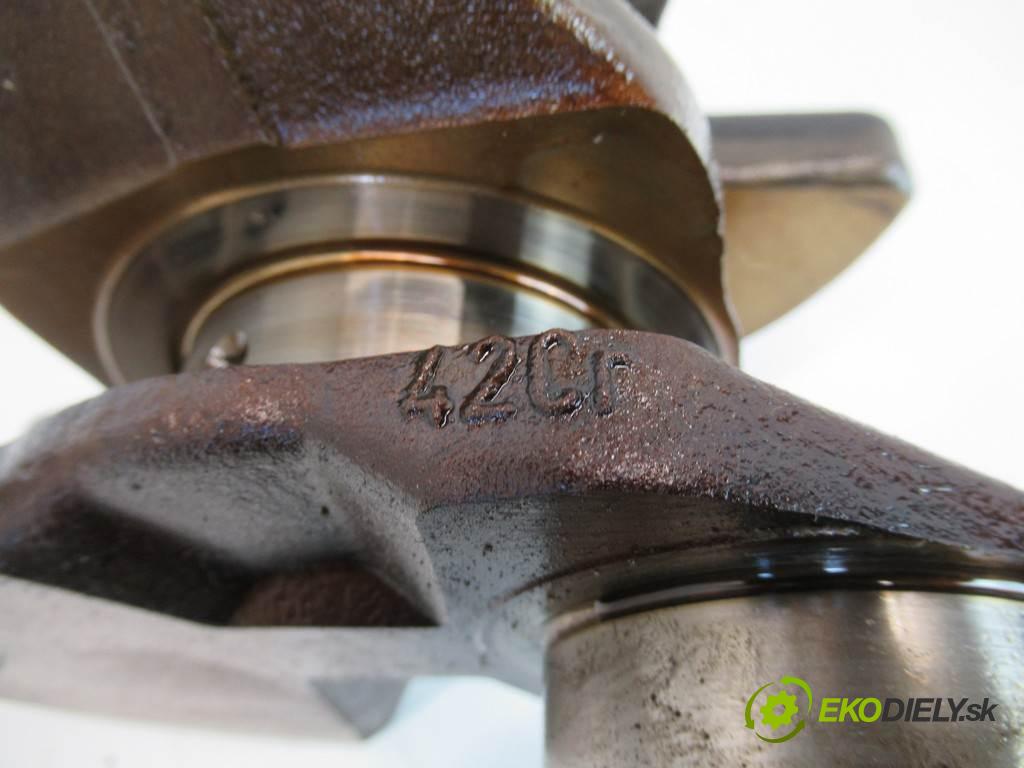 Audi A6 C6    SEDAN QUATTRO 4.2 V8 335KM 04-08  Kardaň, hriadeľ BAT (Ostatné)