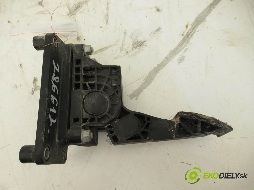 Mercedes-Benz ACTROS    3241  Potenciometer plynového pedálu A9403000004 (Pedále)