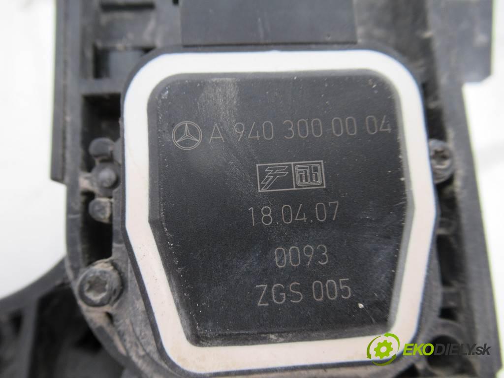 Mercedes-Benz ACTROS    3241  Potenciometer plynového pedálu A9403000004 (Pedále)