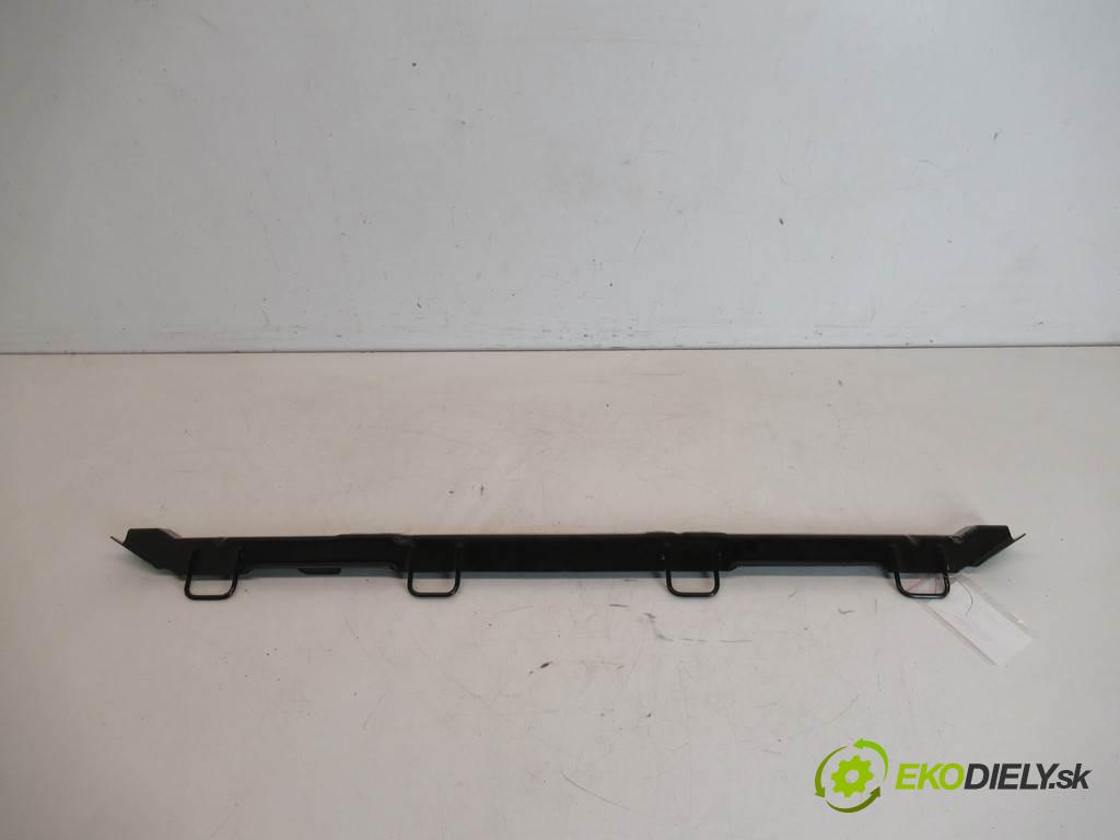 Peugeot 307 LIFT    CC 2.0B 140KM 05-08  uchycení ISOFIX